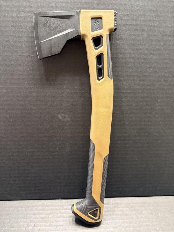Gerber Bushcraft Hatchet survival axe coyote hunting (no Case)