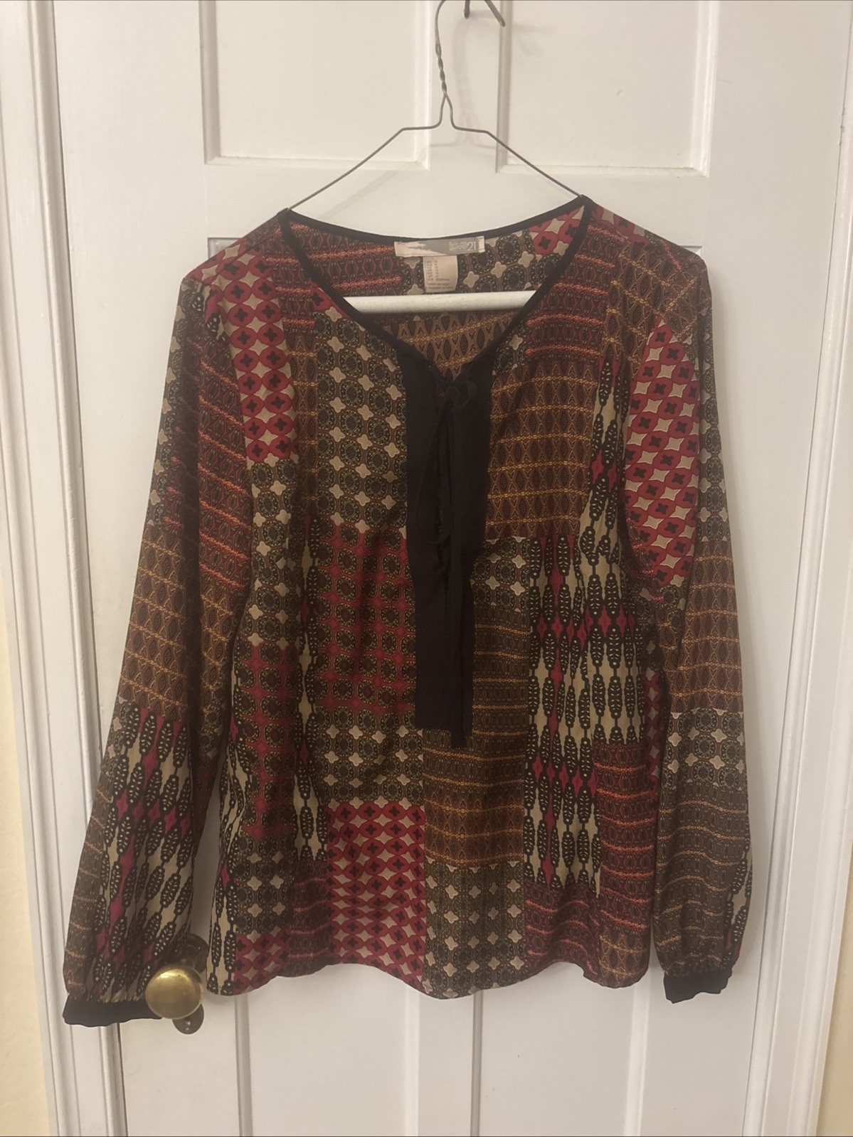 Love21 Black Trim Front Tie Long Sleeve Geometric Career Blouse A