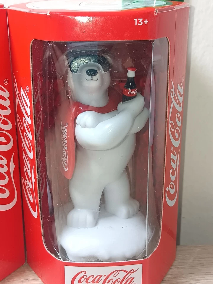 *БЕСПЛАТНАЯ ДОСТАВКА* 3,5 дюйма COCA~COLA БЕЛЫЕ МЕДВЕДИ набор из 2 коллекционных фигурок основное развлечение - Изображение 3 из 4