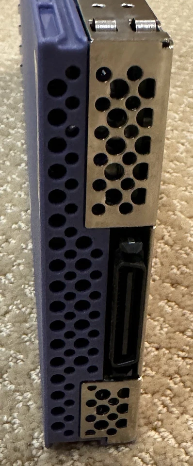 SUN 540-5079-07 SunFire BLADE B 100s 650Mhz / 2GB MEMORY / 30GB - Image 4 of 4