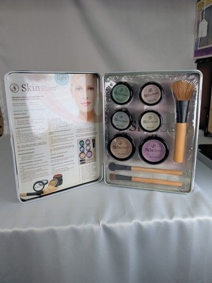 Markwins Skin Sheer Light Mineral Markup Set With Brushes