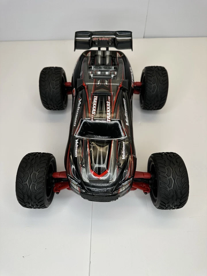 Traxxas E-Revo VXL Brushless 1/16 4WD ARTR Monster Truck - Black/Red Repair - Image 3 of 4