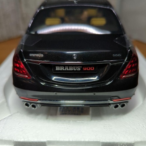 Minicar Mercedes scala 1/18 BRABUS900 Maybach Classe S Nera Nuova - Foto 8 di 15