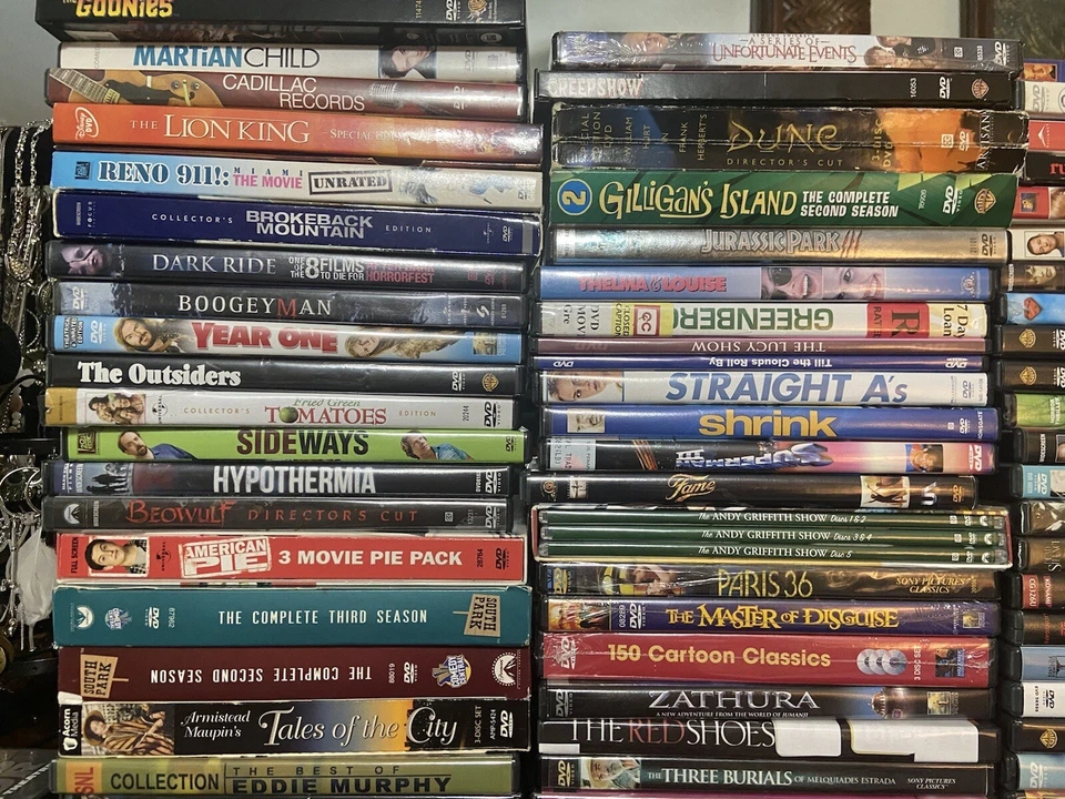 HUGE DVD Lot Sale, Pick & Choose, Vintage & New Movies 80+ Titles Foto 2 de 4