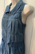 DKNY Blue Chambray Sleeveless Dress Medium Beautiful Details Pleats Front Zip