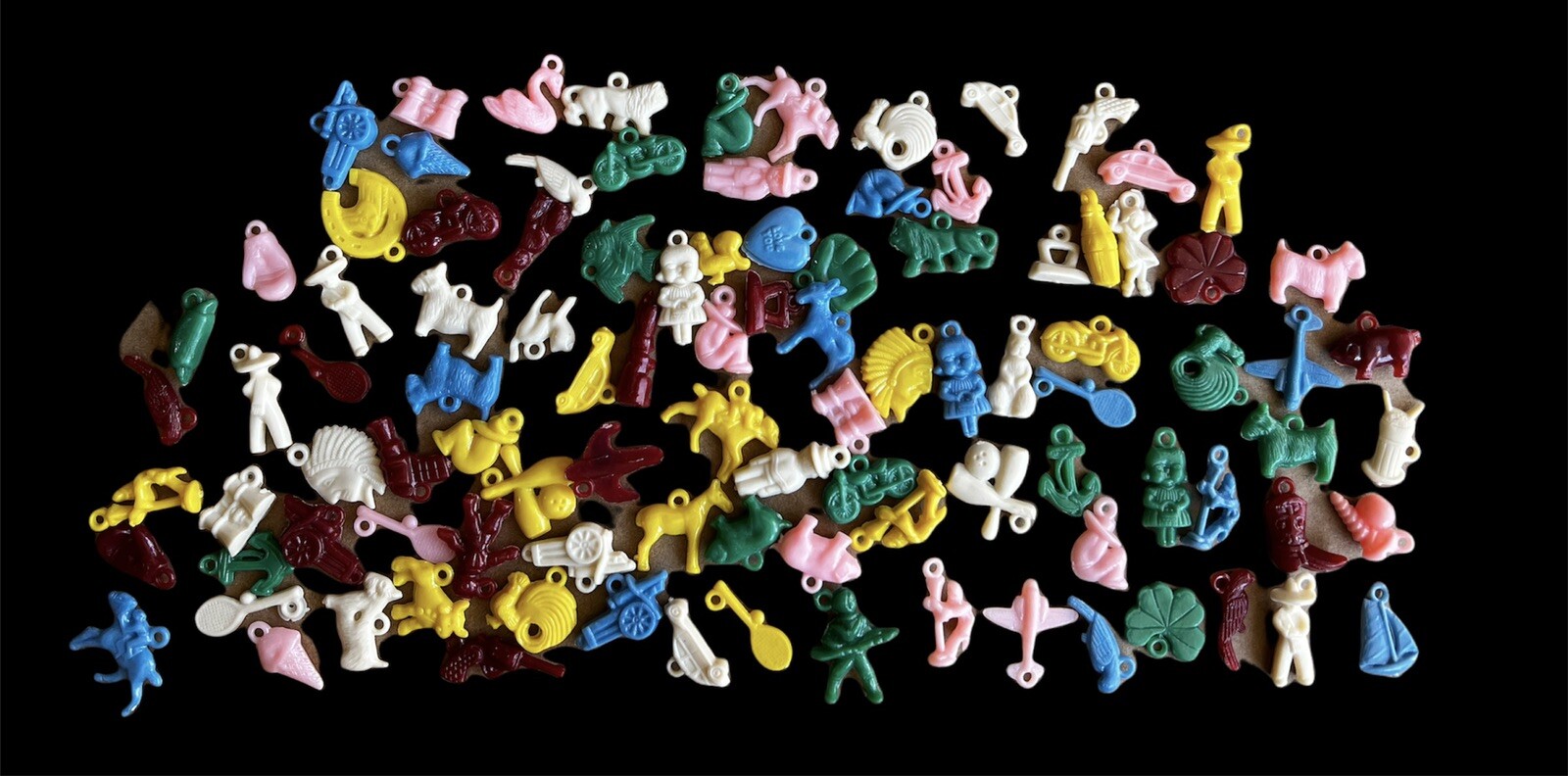 Vintage 50’s, 60’s 70’s plastic charms necklace 100 Rare Toys Charms eBay