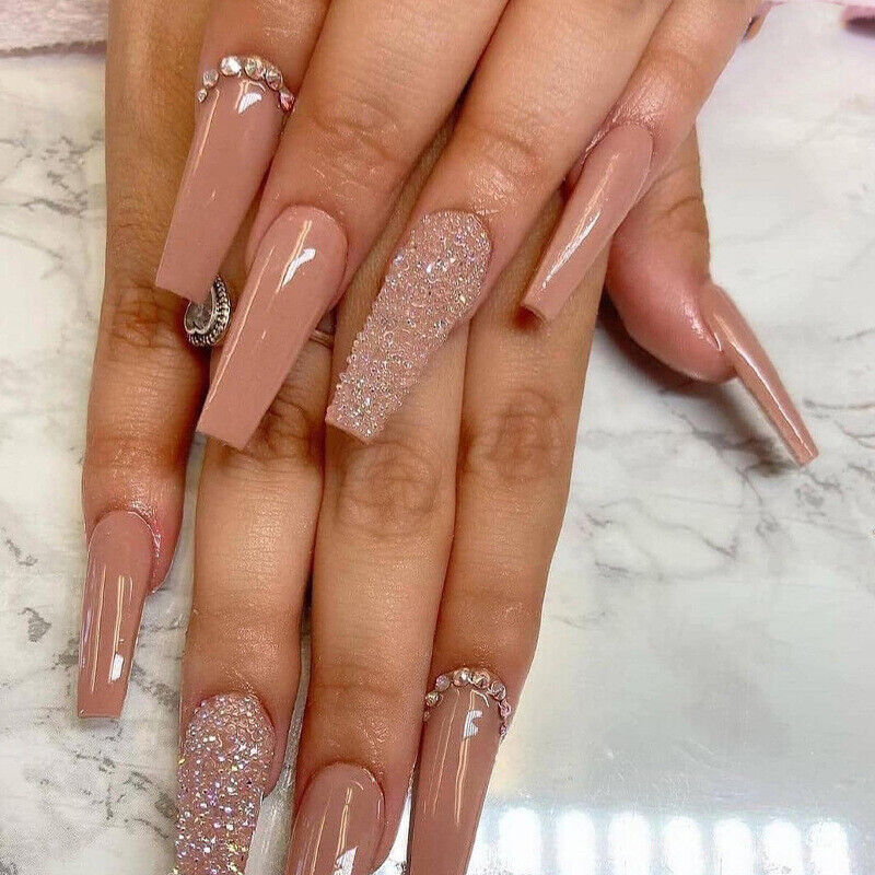 rhinestone designs on nails