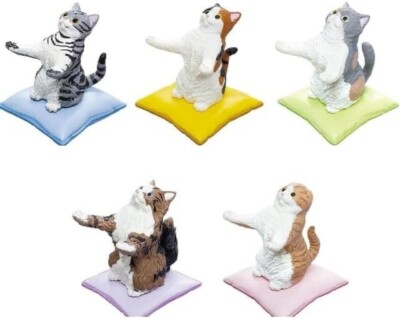 The cat will take care of it. Complete set 5 Capsule Toy Gacha NEW