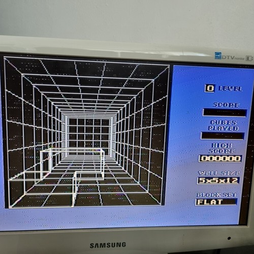 Classic Console, 5 Build in Games,All cables-Read Description_line in the picure - Picture 5 of 15