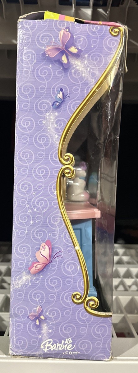 2004 Mattel Barbie Prince & the Pauper Wedding & Vanity Playset