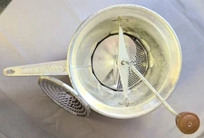 Vintage MOULIN-LEGUMES Tin Rotary Food Mill No 2 Made In France