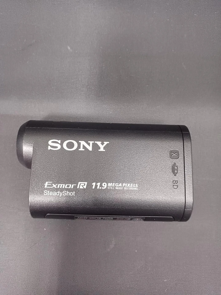 SONY HDR-AS30V Action Camera with RM-LVR1 Remote - Image 4 of 4