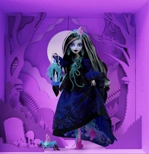 Monster High - HRP94 - Lenore Loomington -Designer Series Collectible ~#6863