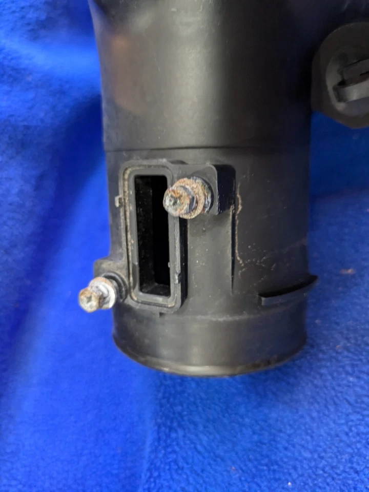 Bare INFINITI FX50 2009 - 2013 原始设备制造商左驱动空气盒清洁器 INTAKE 5.0 OEM — 第 2/4 张图片