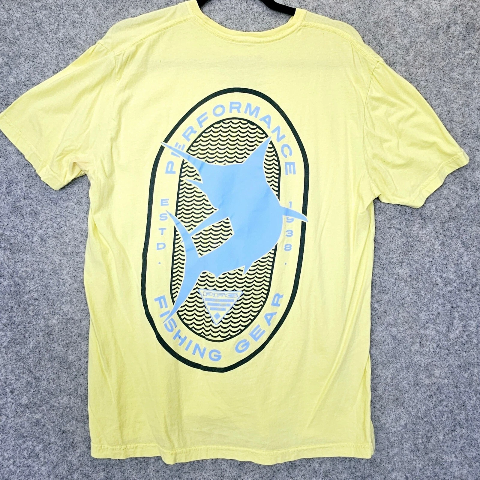 PFG Fishing T Shirt Mens M Yellow COLUMBIA Logo Outdoor Tee Performance Dad Gorp
