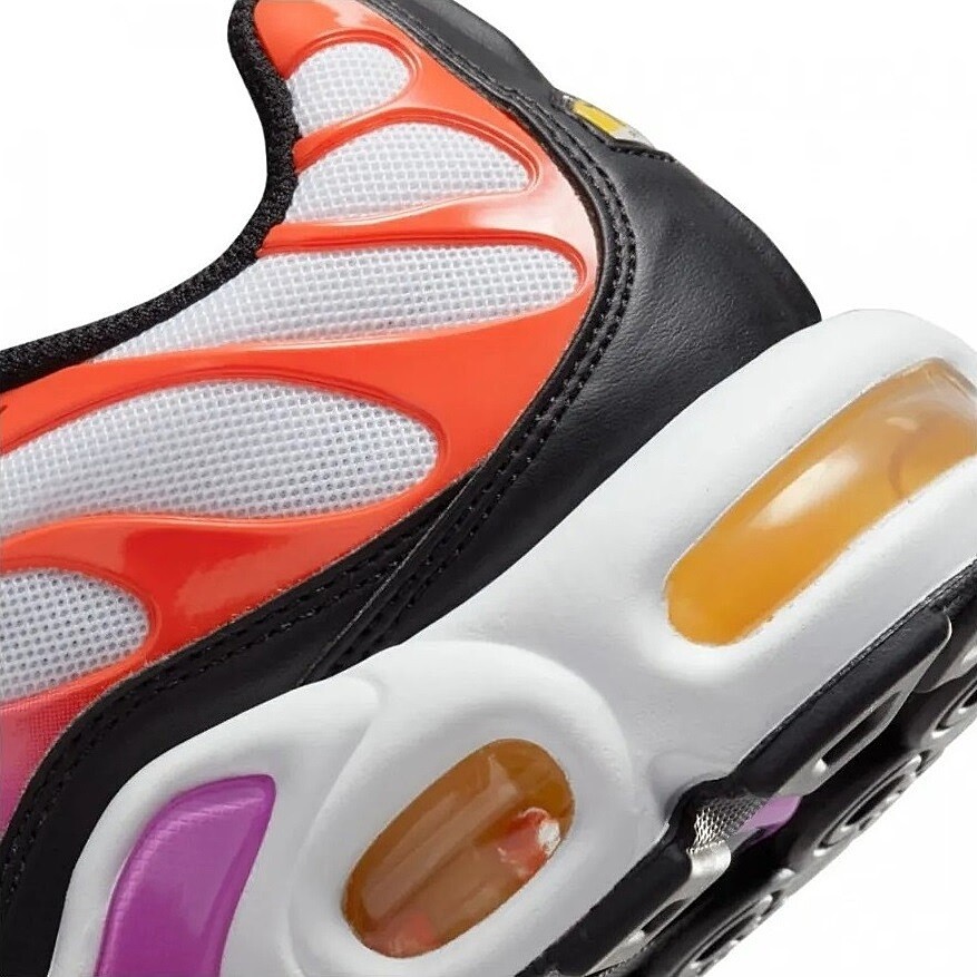 NIKE Men 9.0US Wmns Air Max Plus White/Black/Purple/Light NIKE Men 9.0US Wmns Air Max Plus White/Black/Purple/Light