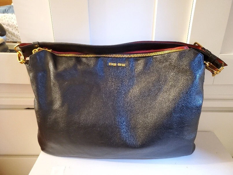 miu miu black leather shoulder bag