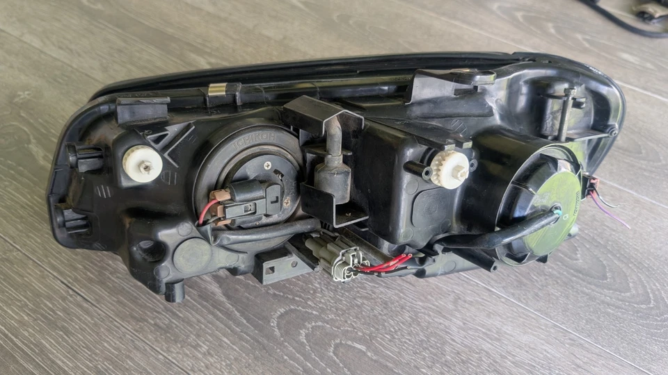 R34 Nissan Skyline Headlights - image 2 of 4