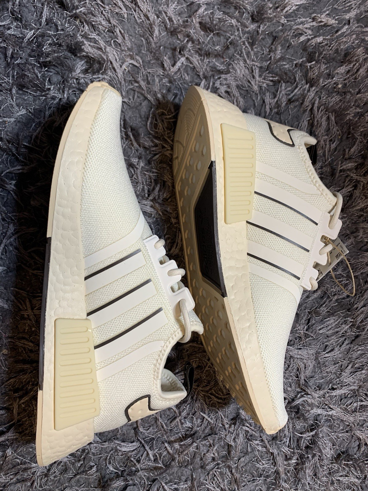 SAOLA Adidas NMD_R1 Boost Scarpe da Ginnastica Crema Marrone Scuro IE6930 Uomo Taglia 8 Nuove