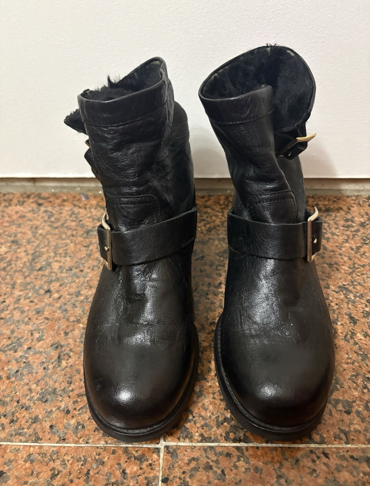 Jimmy Choo Women’s Black Leather Round Toe Ankle Biker Buckle Boots Sz 6