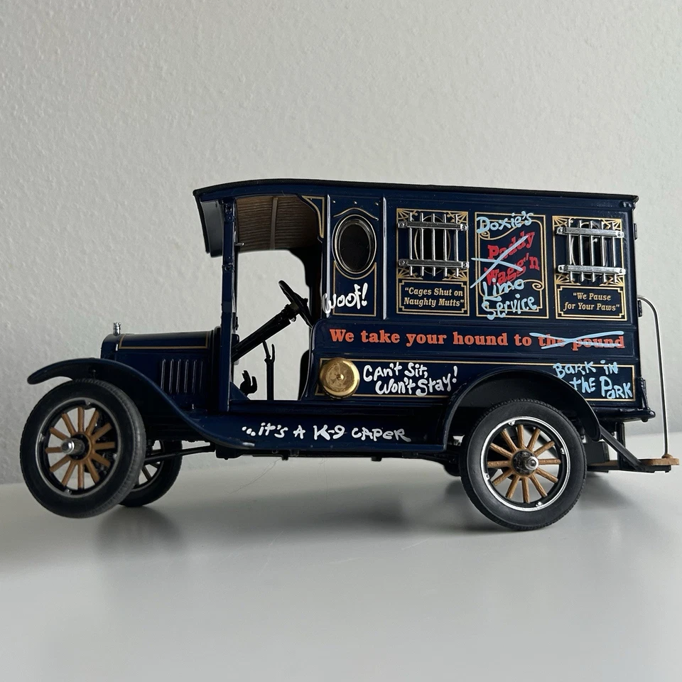 Danbury Mint 1/24 'Dachshunds on the Run' Dog Catcher Truck Retired Collectible - image 2 of 4