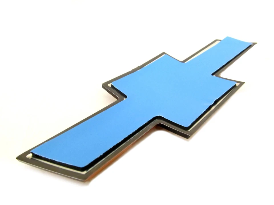 OEM NUEVO Parrilla delantera Pajarita emblema dorado trasero 05-09 Chevrolet Equinox 15252284 Foto 4 de 4