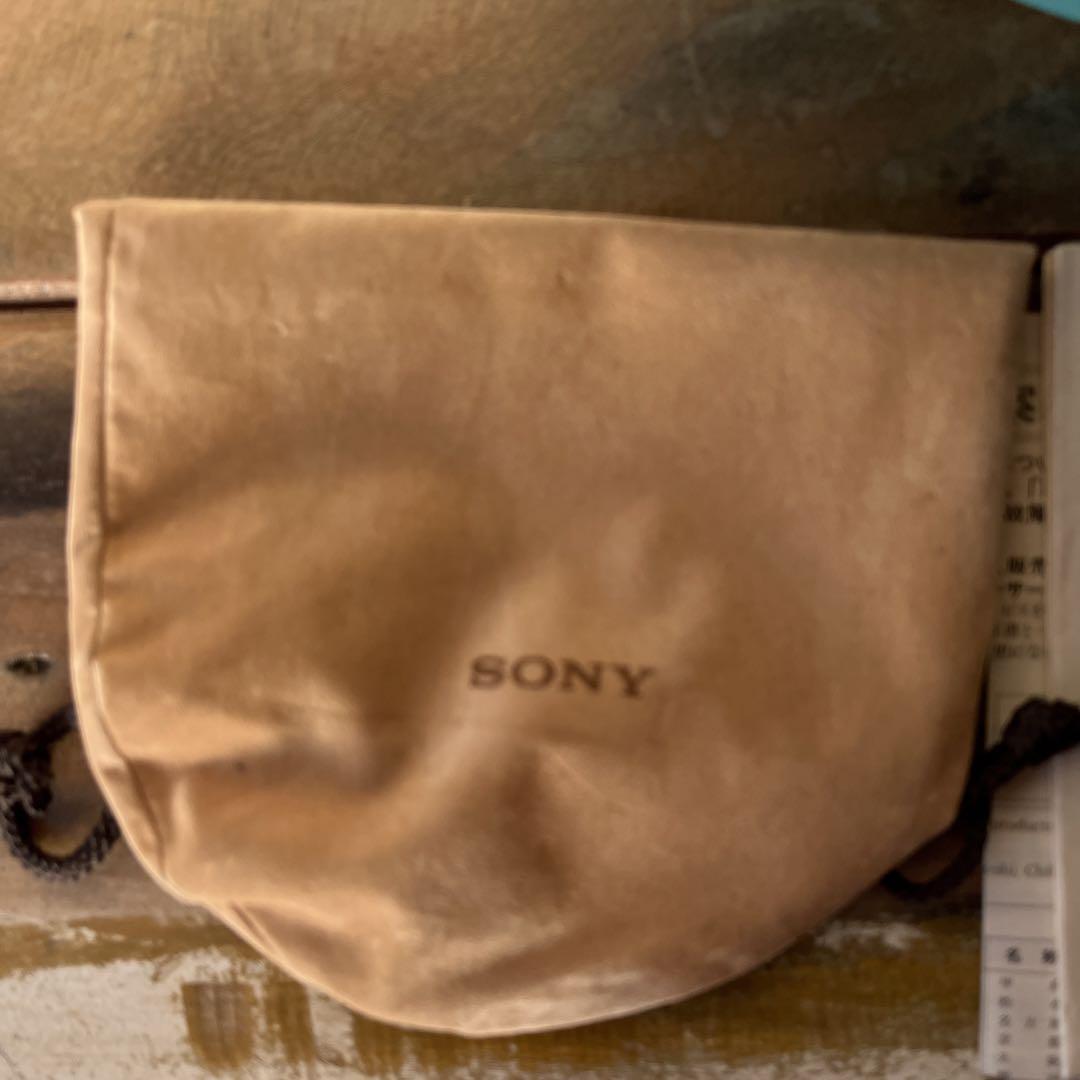 SONY CFT-1 Radio Cassette Player with Manual and Bag Vintage Retro