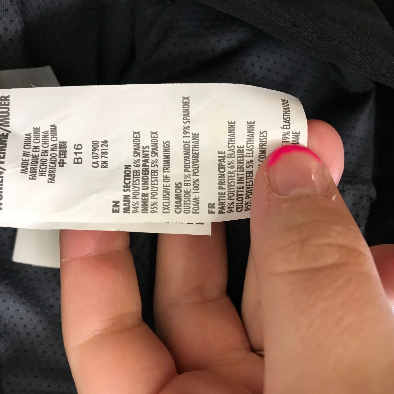 LOUIS GARNEAU WOMEN'S SMALL BLACK SHORT RADIUS PADDED CYCLING