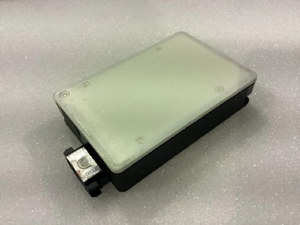 Sensor módulo radar punto ciego Mercedes-Benz W176 A180GLA ML CLA A0009052504 Foto 2 de 4