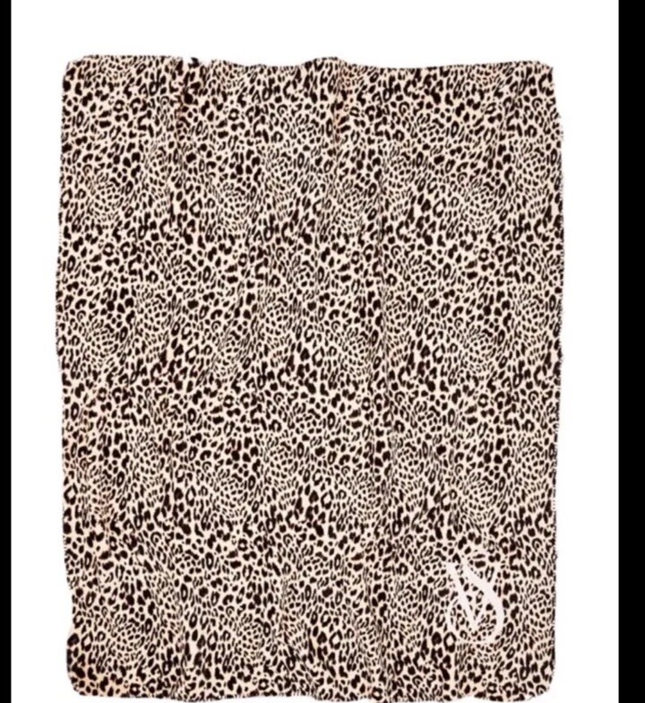 Victorias Secret PINK RARE LEOPARD CHEETAH SHERPA BLANKET NEW eBay
