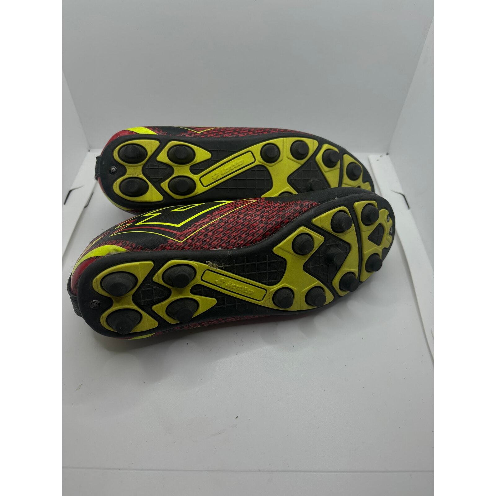Scarpe da calcio ragazzo Lotto Forza rosse e nere taglia 2