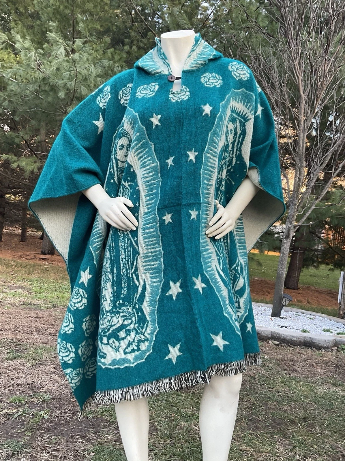 Handmade ALPACA Poncho, Virgen Maria, Guadalupe, Cyan, Warm And Easy To Wear
