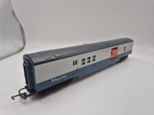 Hornby R401 Operating Mail Coach BR Blue Grey M30224 OO Gauge Unboxed