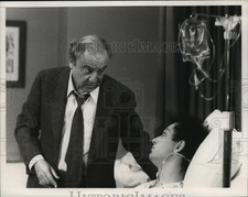 1987 Press Photo Howie Mandel and Bill Dana on the "St. Elsewhere" TV Show