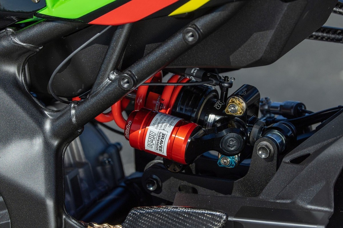 rarabu☘S 2026 Kawasaki Ninja® ZX™-4RR ABS | Motorcycle | Next-level Performance