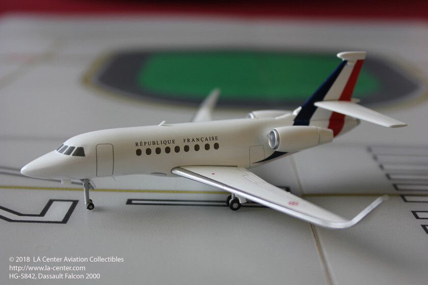 HOGAN WINGS ダッソー ファルコン2000S フランス空軍 1/200 Amazon | hogan wings 1/200 ダッソー ファルコン2000S フランス