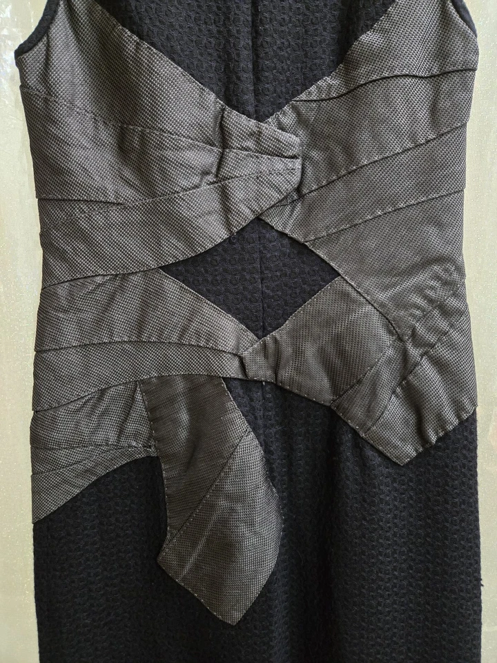 Richard Chai Women's Black Wool/Rayon/Silk Sleeveless Dress Size 6 - Image 3 of 4