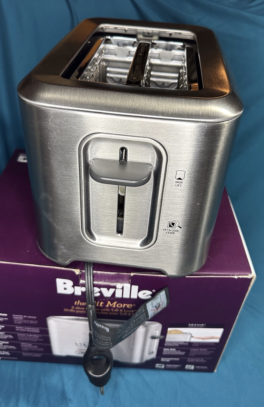 Breville BTA720XL Bit More Toaster, Brushed Stainless Steel W/ box