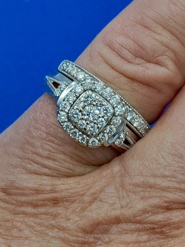 H Samuels 9 Ct White Gold 0.66 Ct Diamond 2 Ring Perfect Fit Bridal Set Size J - Picture 13 of 16
