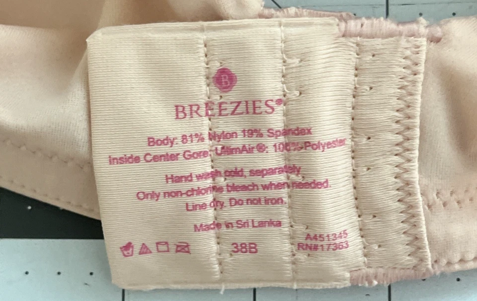 Juego de 2 sujetadores Breezies 38B modernos micro sin cables beige/azul A451345 BA6 Foto 4 de 4