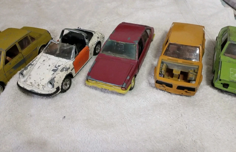 Mebetoys 1/25 Lotto Rottami Golf Giulietta Visa Alfetta Porsche Mercedes Chrysle - Immagine 3 di 4