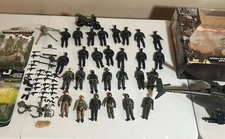 BBI 1:18 Elite Force Lot of 28 Figures with vehicles, weapons, and more 