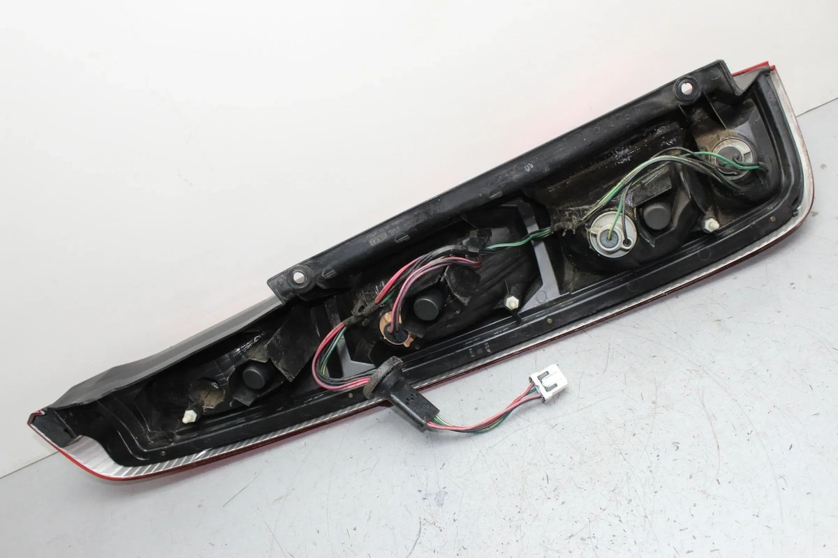 Rückleuchte Heckleuchte rechts 265508H326 Nissan X-Trail T30 2.2