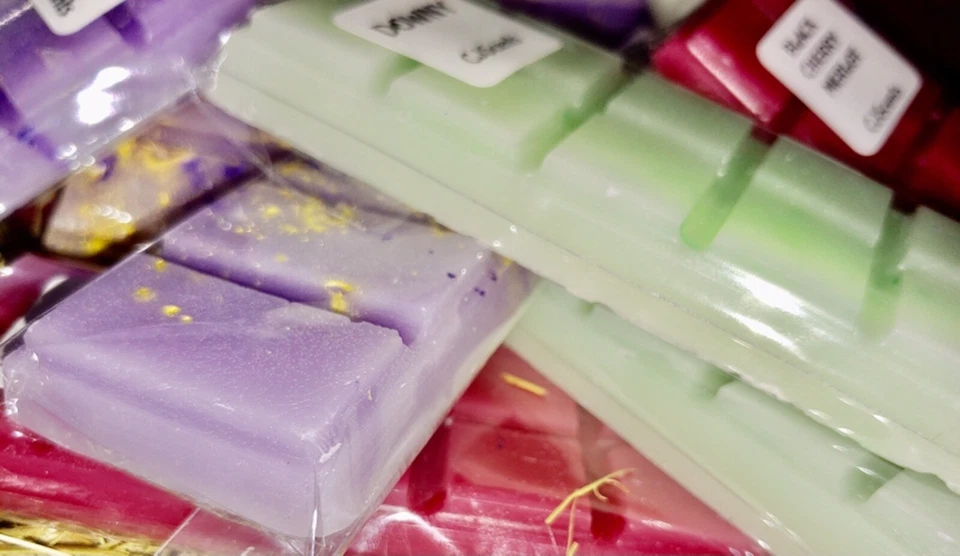 Scented Soy Blend Wax Tarts Melts SNAP BARS Strong CHOOSE SCENTS Huge Selection - Image 3 of 4