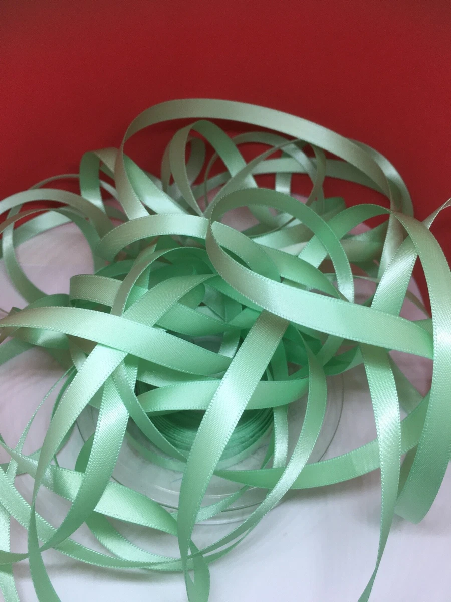 14 Meters x 9mm Offray Mint Green Double Satin Ribbon 1.85 Bargain Price