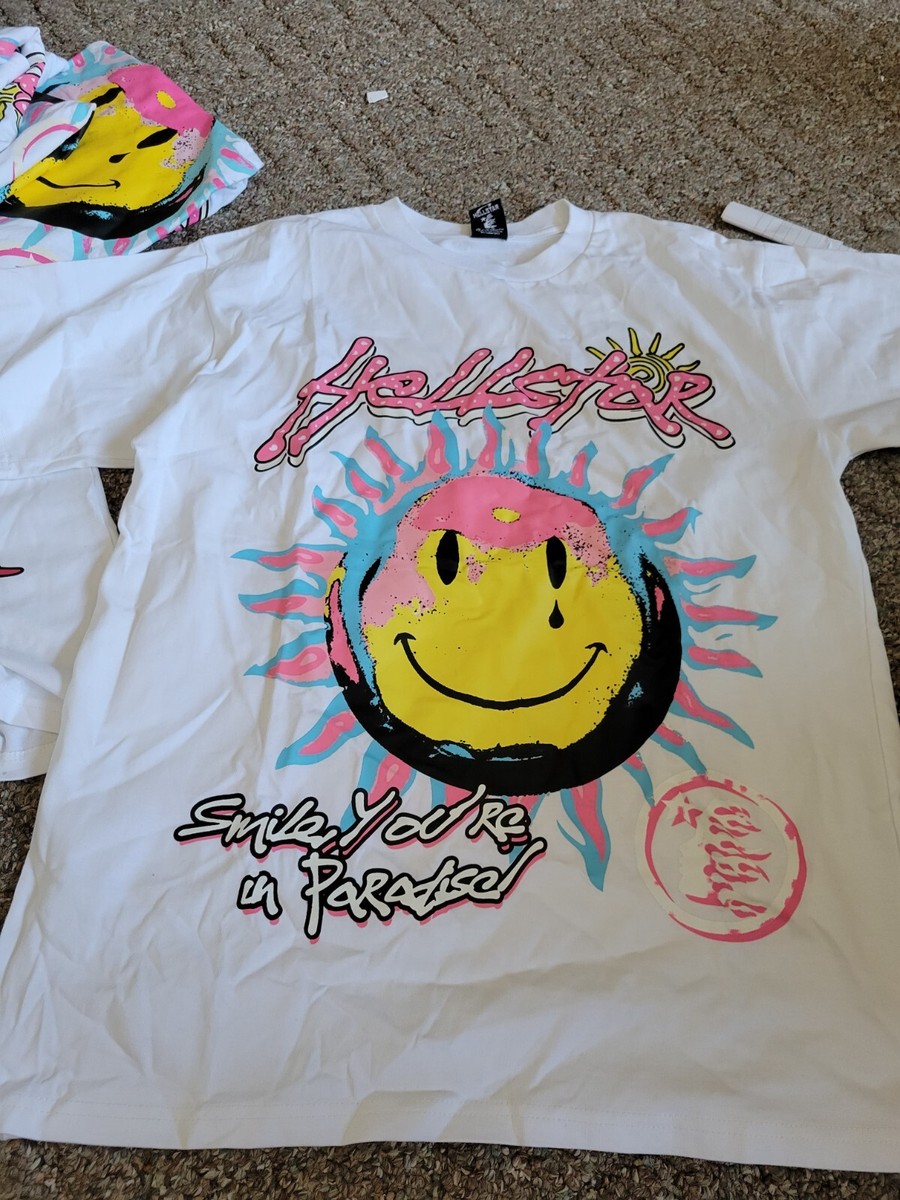 Hellstar Studios Soarin Sun Smile Paradise Short Sleeve T Shirt