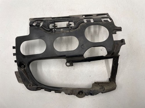 BMW 5 E60 E61 2009 Vorne rechts Halterung Stoßstange Stoßfänger vorne 7178070