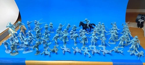 Marx Vintage Fort Apache/Wagon Train/Alamo/Etc. Figures ~ Mixed Lot of 65 ~ GUC
