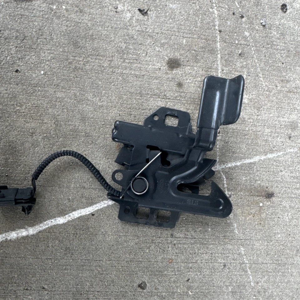 Cadillac STS 2005-11 capó pestillo primario y secundario OEM original funciona muy bien Foto 3 de 4