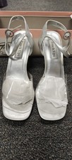 Touch Ups Brand bridal shoes size 7, Hill lenght 3.5. New But Slightly Stained.